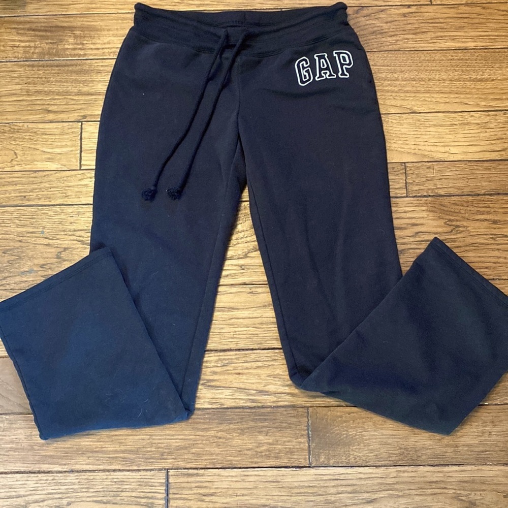 Gap small black elastic and draw string athletic pants